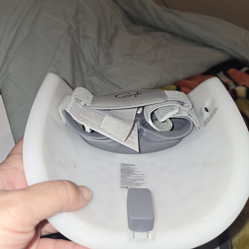 White Recovery LED Mask - Picture 7 of 7